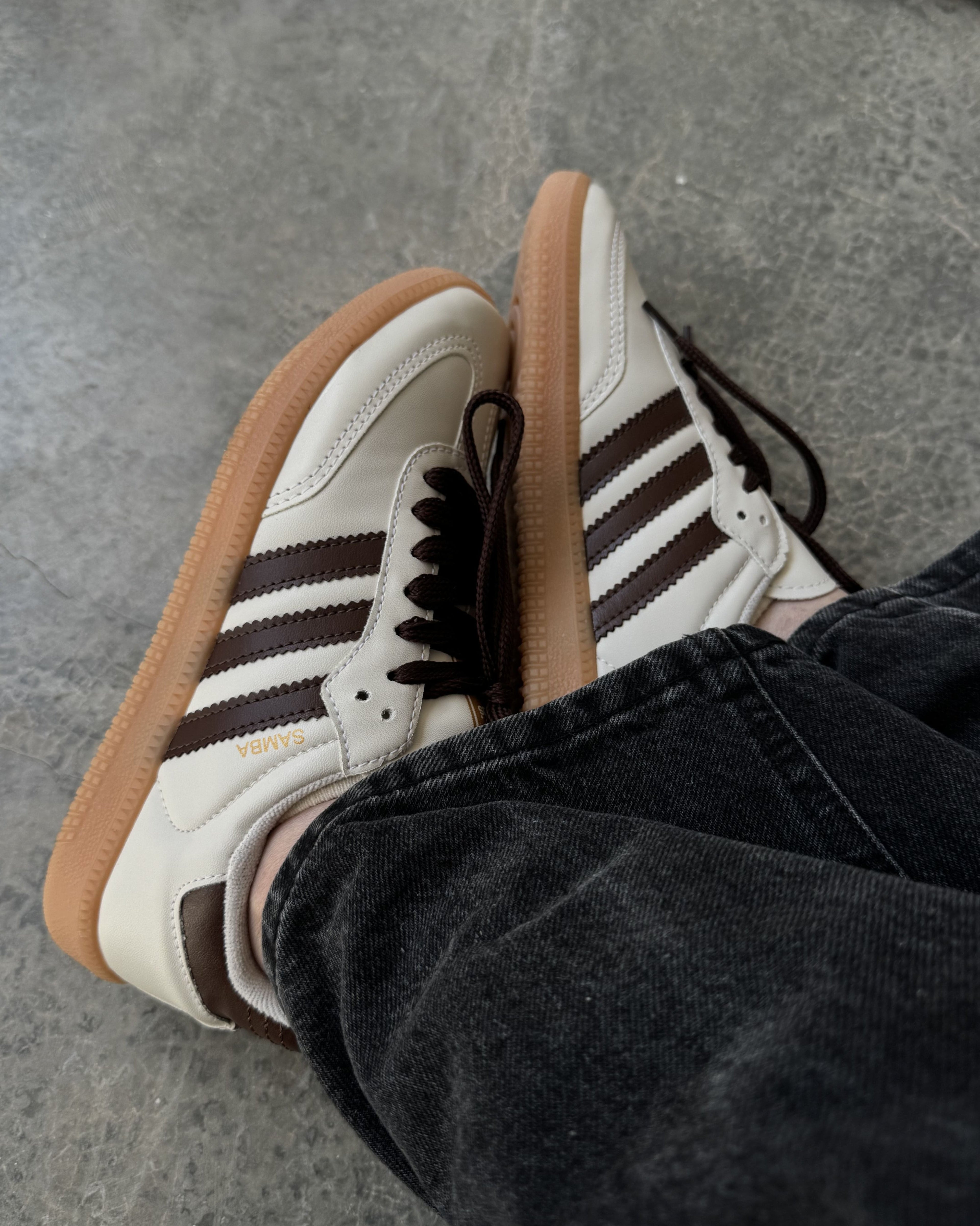 Tênis Adidas Samba Off Marrom Sintetico