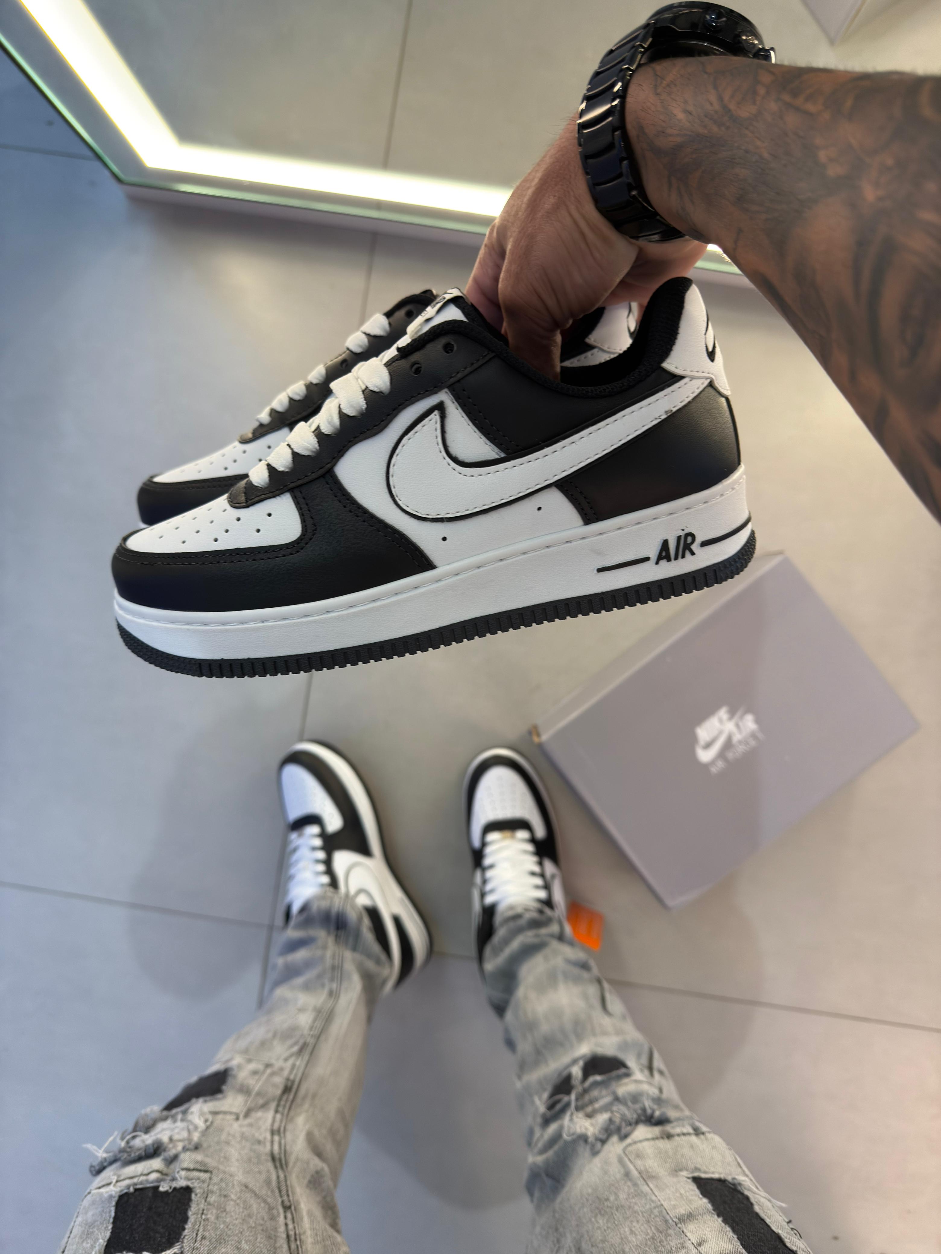 Tênis Masculino Nike Air Force 1 Panda Premium