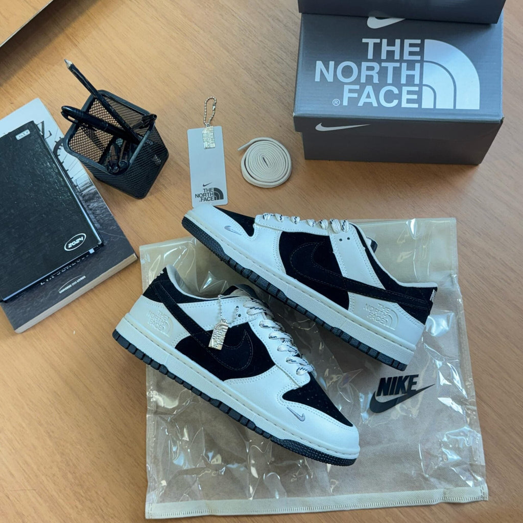 Nike Sb Dunk Low X The Nort Face Preto