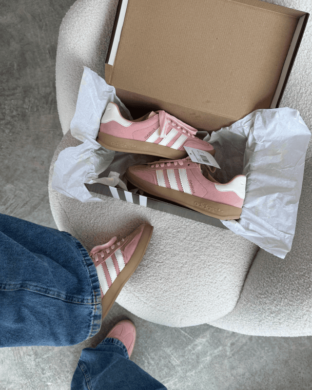 Tênis Adidas Gazelle Indoor Rosa Baby Feminino em Camurça Atoalhada