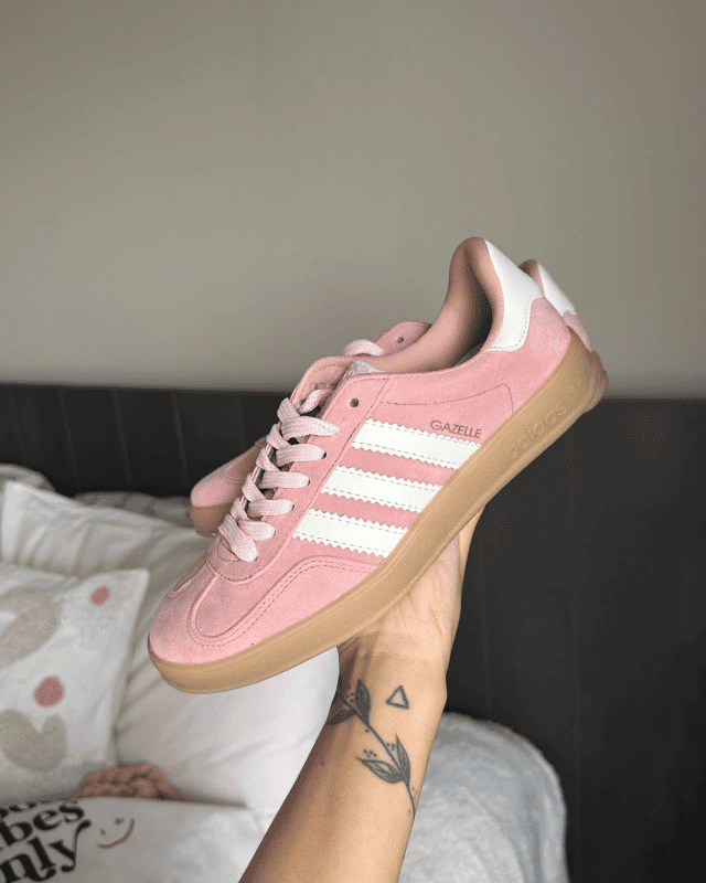 Tênis Adidas Gazelle Indoor Rosa Baby Feminino em Camurça Atoalhada
