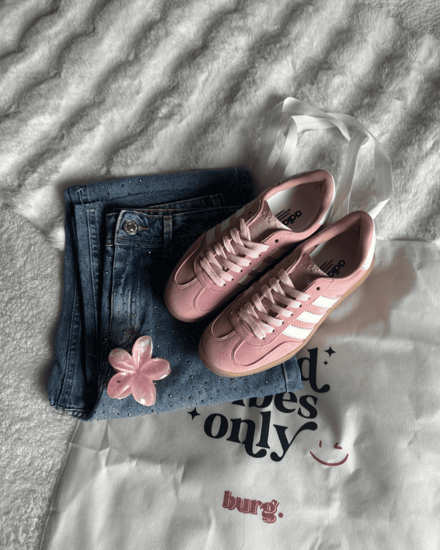 Tênis Adidas Gazelle Indoor Rosa Baby Feminino em Camurça Atoalhada