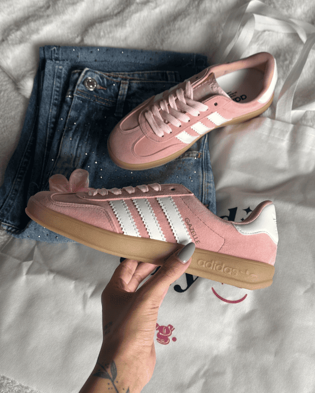 Tênis Adidas Gazelle Indoor Rosa Baby Feminino em Camurça Atoalhada