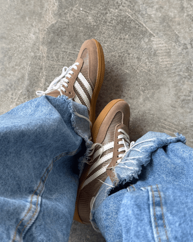 Tênis Adidas Samba Cardboard Nude Feminino em Couro Camurça e Knit