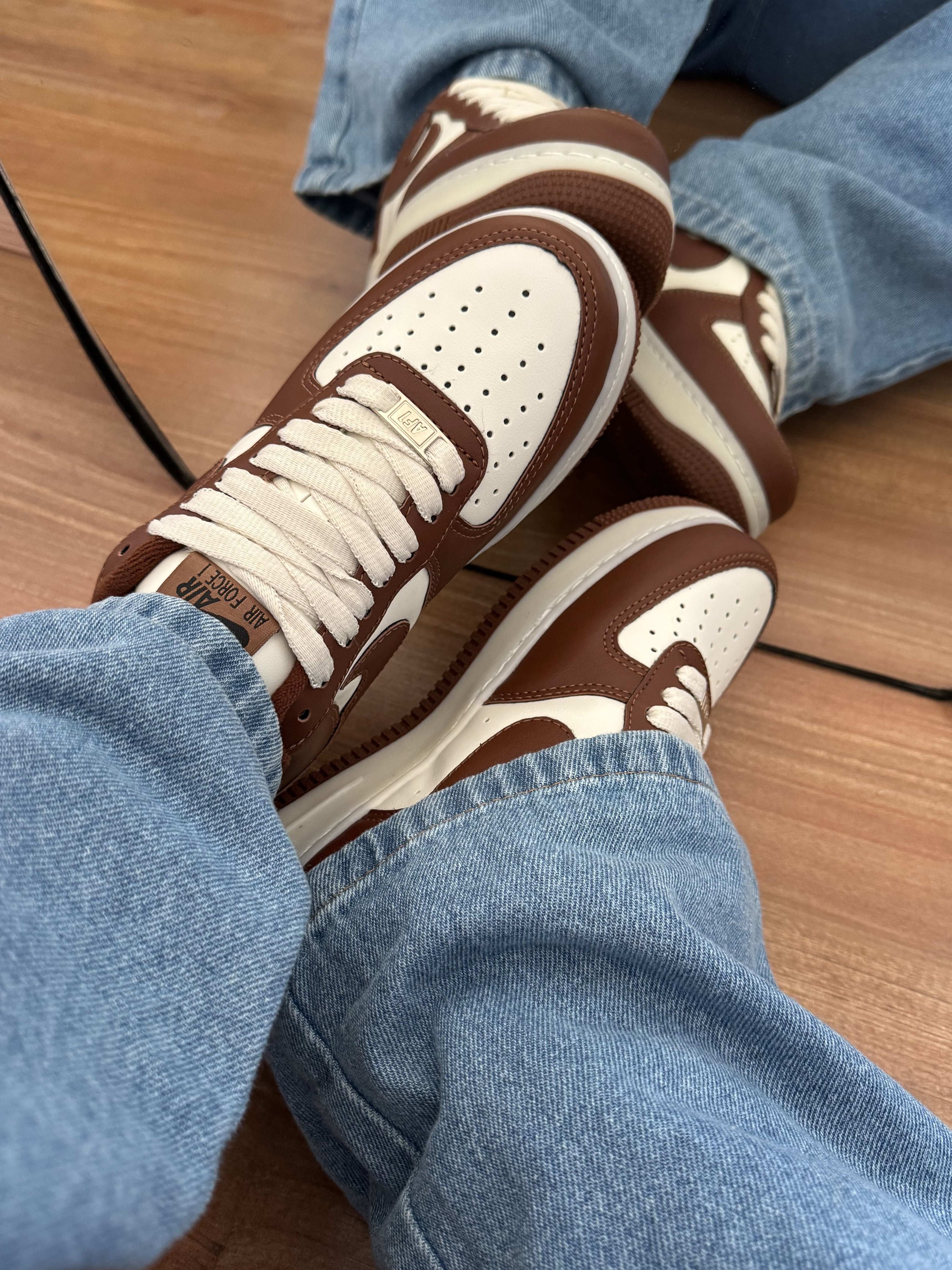 Tênis Air Force Marrom Feminino Cano Baixo