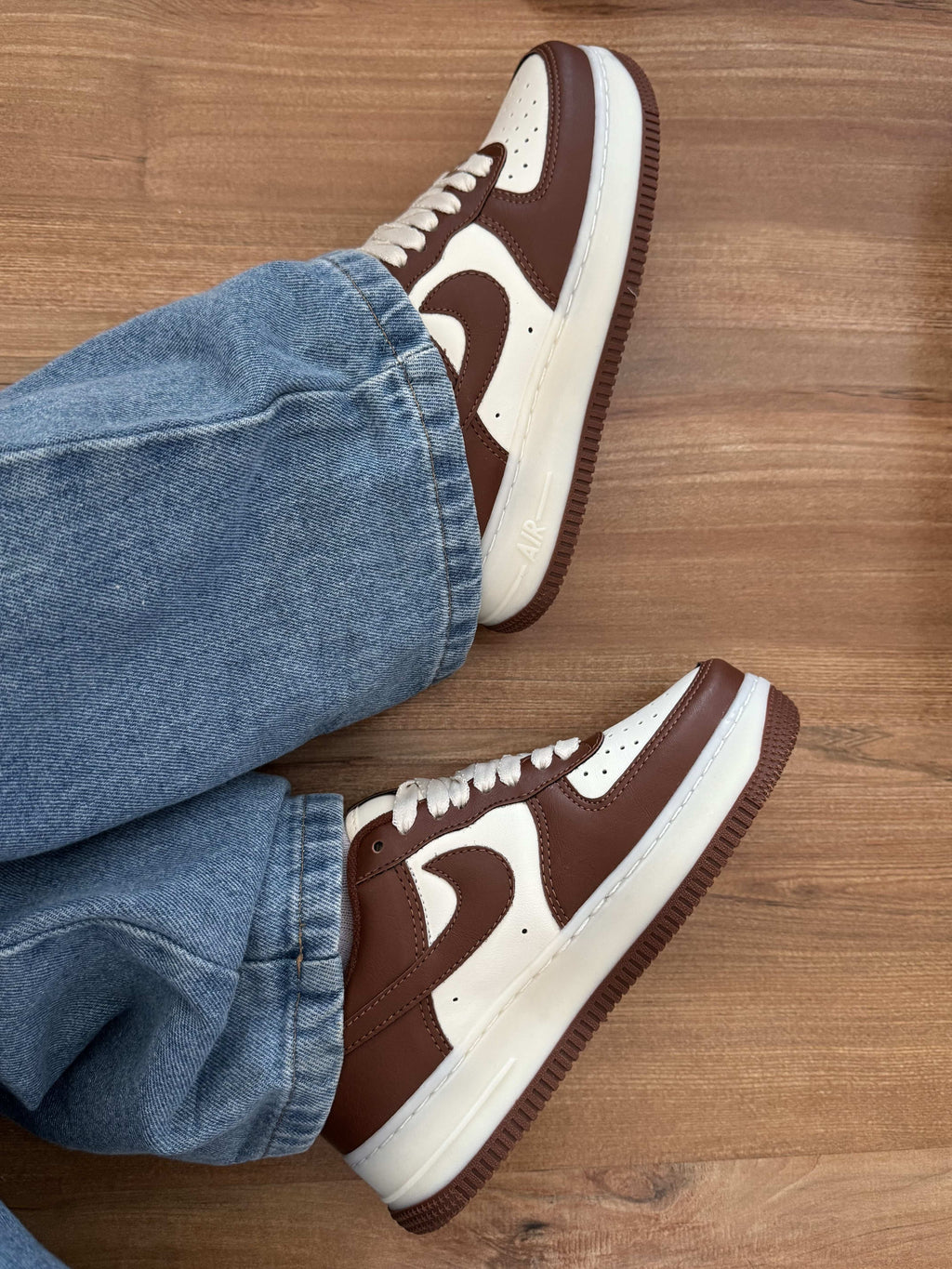 Tênis Air Force Marrom Feminino Cano Baixo