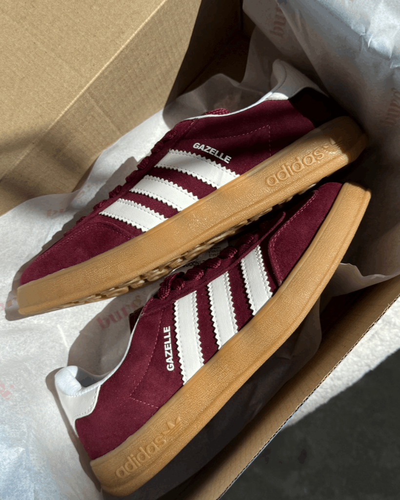 Tênis Adidas Gazelle Vinho Feminino com Solado Caramelo