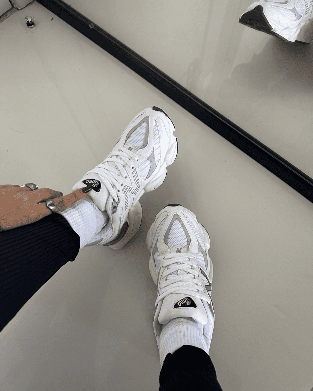 Tênis New Balance 9060 Branco Feminino Casual