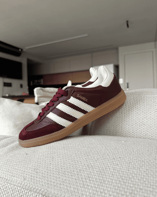 Tênis Adidas Samba OG Vinho Feminino Casual