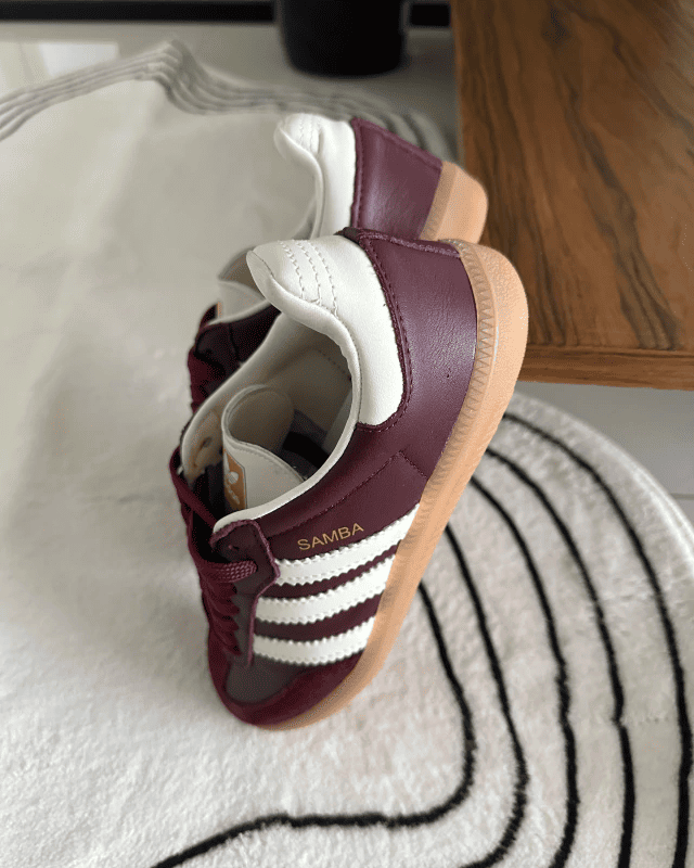 Tênis Adidas Samba OG Vinho Feminino Casual