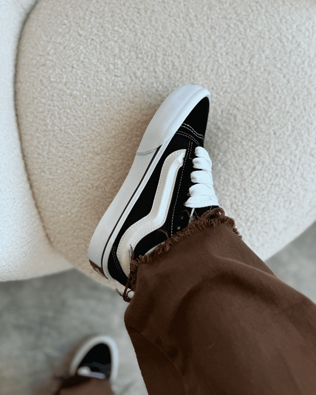 Tênis Knu Skool Preto e Branco Feminino Skate Retrô