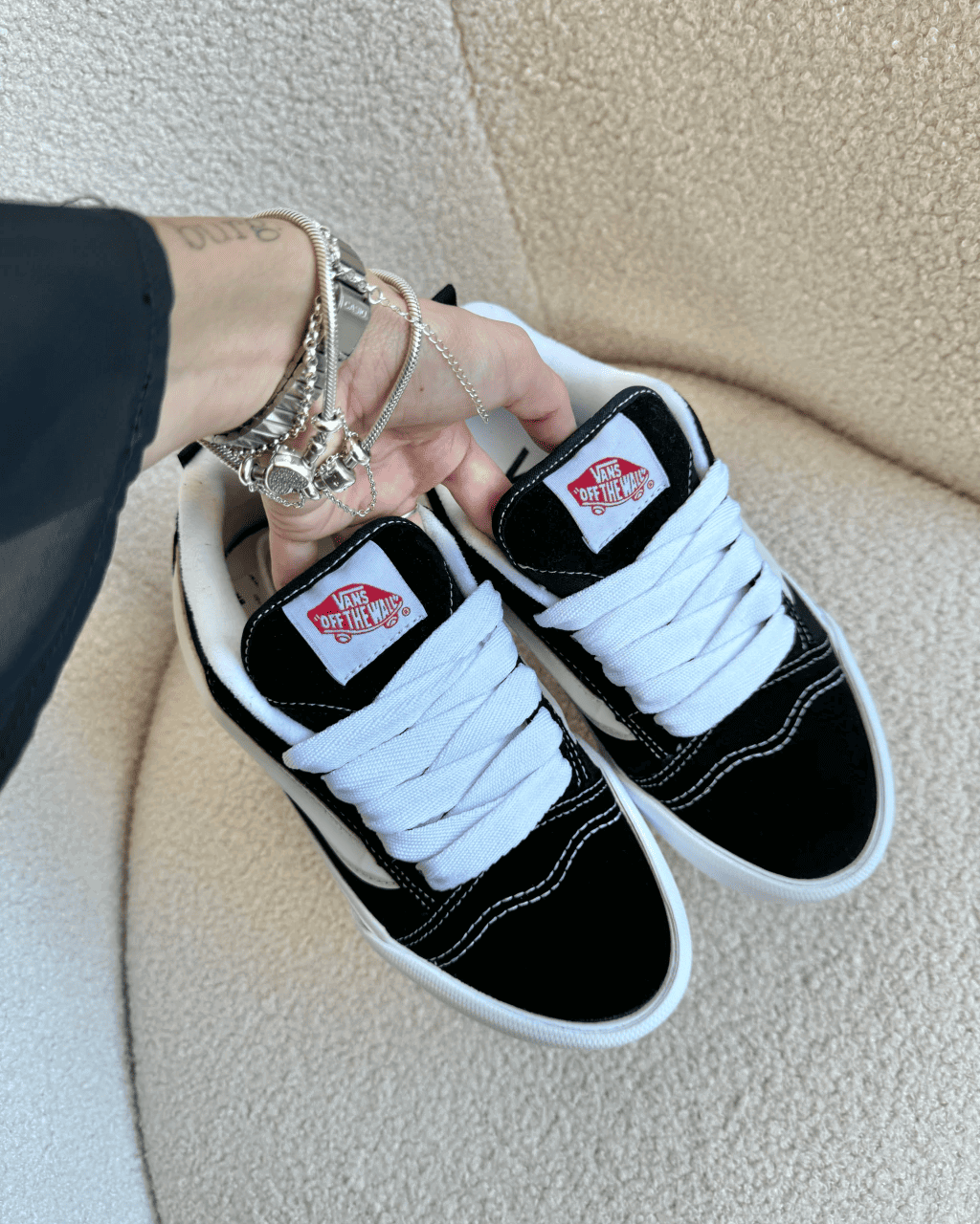 Tênis Knu Skool Preto e Branco Feminino Skate Retrô